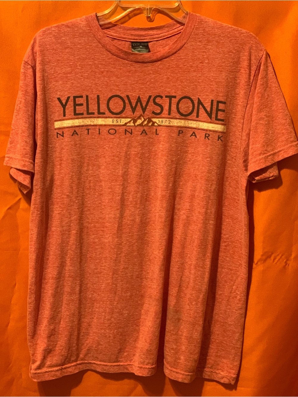 Yellowstone National Park Men's Heather Red Graphic T-Shirt